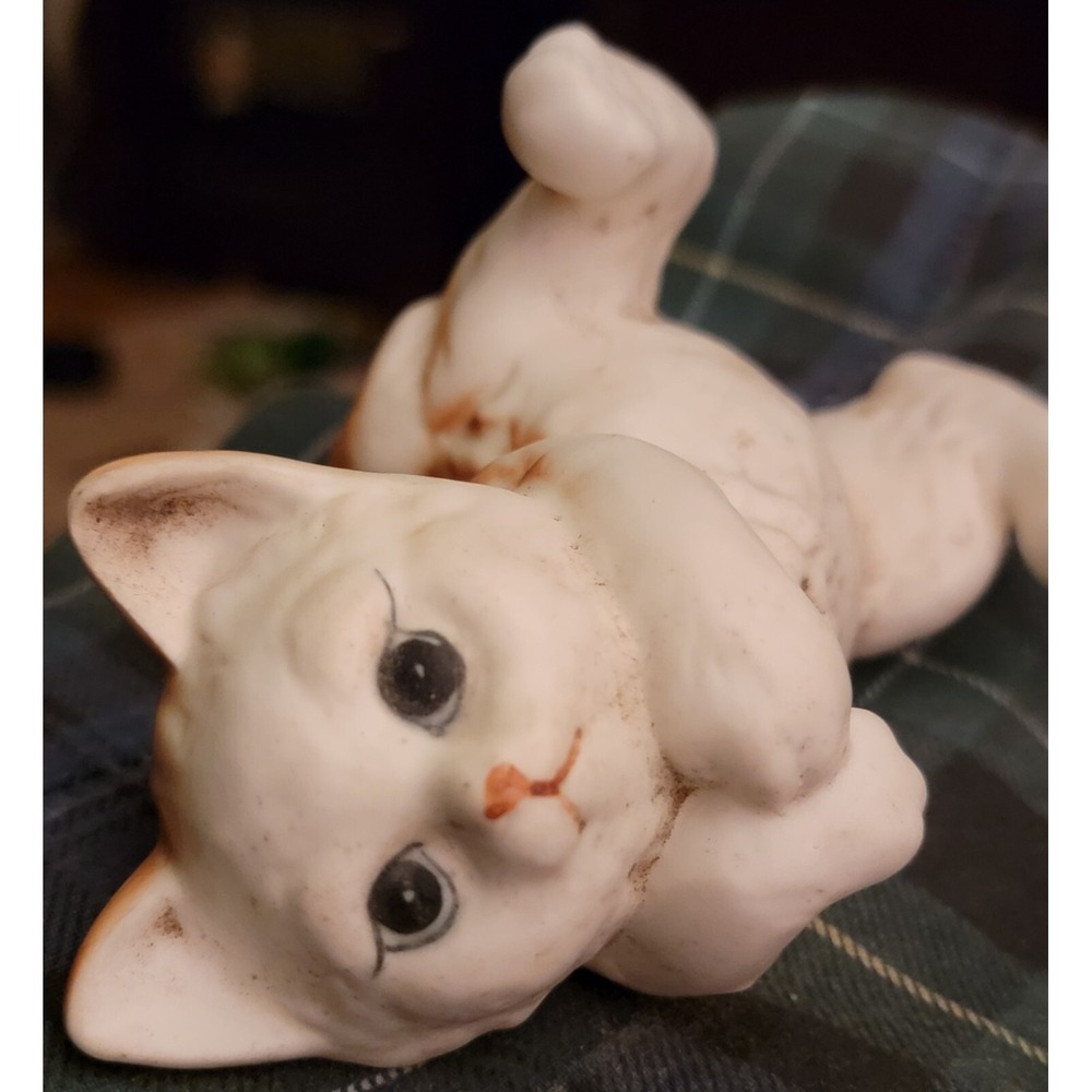 Enesco 1984 White Brown Cat Lounging Lying Adorable Porcelain Figurine
